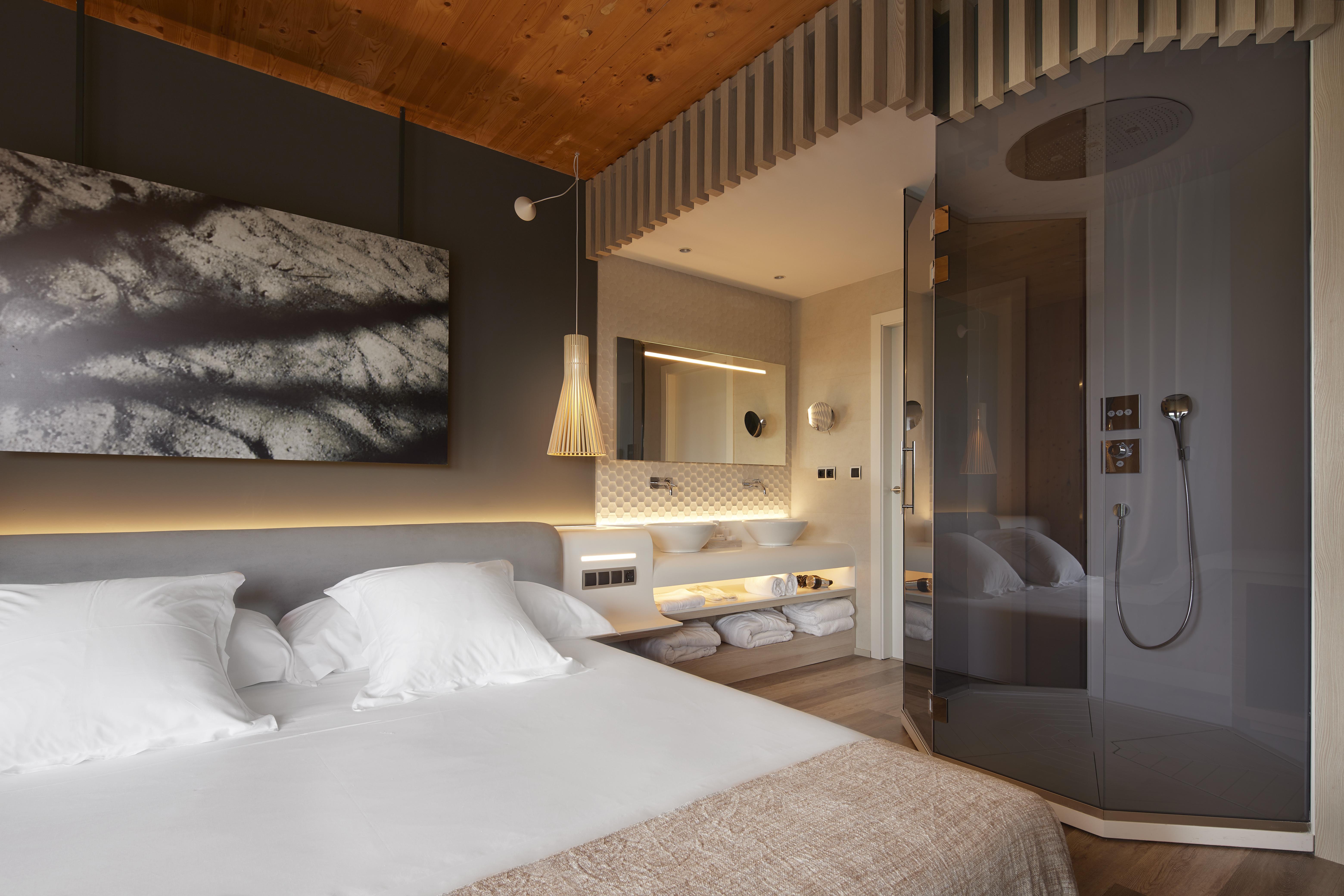 Palacio Tondon, La Rioja Brinas, Autograph Collection 4*
